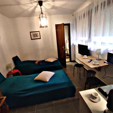 Alea Apartman *