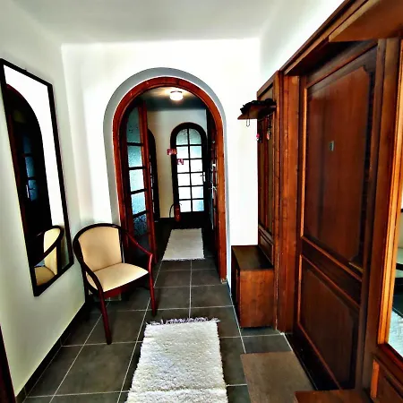 Alea Apartment