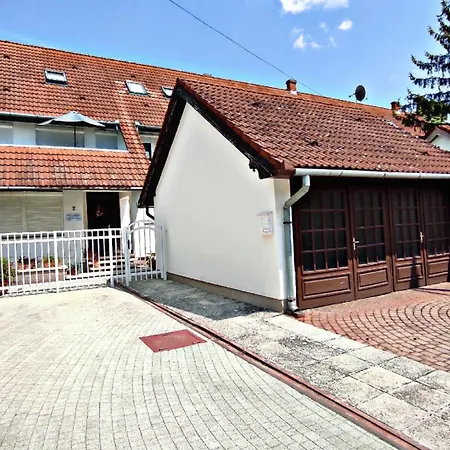 Alea Apartman Harkány